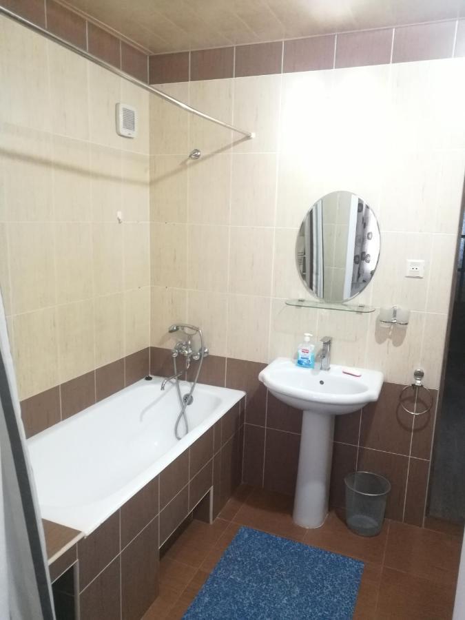 Apartment 2 Bed Room In The Center Апартамент 3-Х Комнатная В Центре Τασκένδη Εξωτερικό φωτογραφία